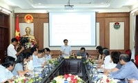 Deputi PM Vu Duc Dam melakukan kunjungan kerja di propinsi Dak Nong